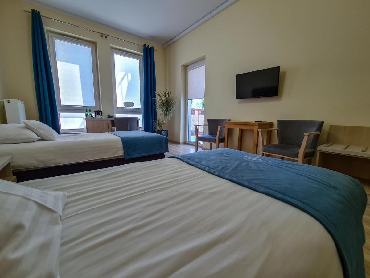 Antoninska Hotel & Apartamenty Leszno (Greater Poland) Exterior foto