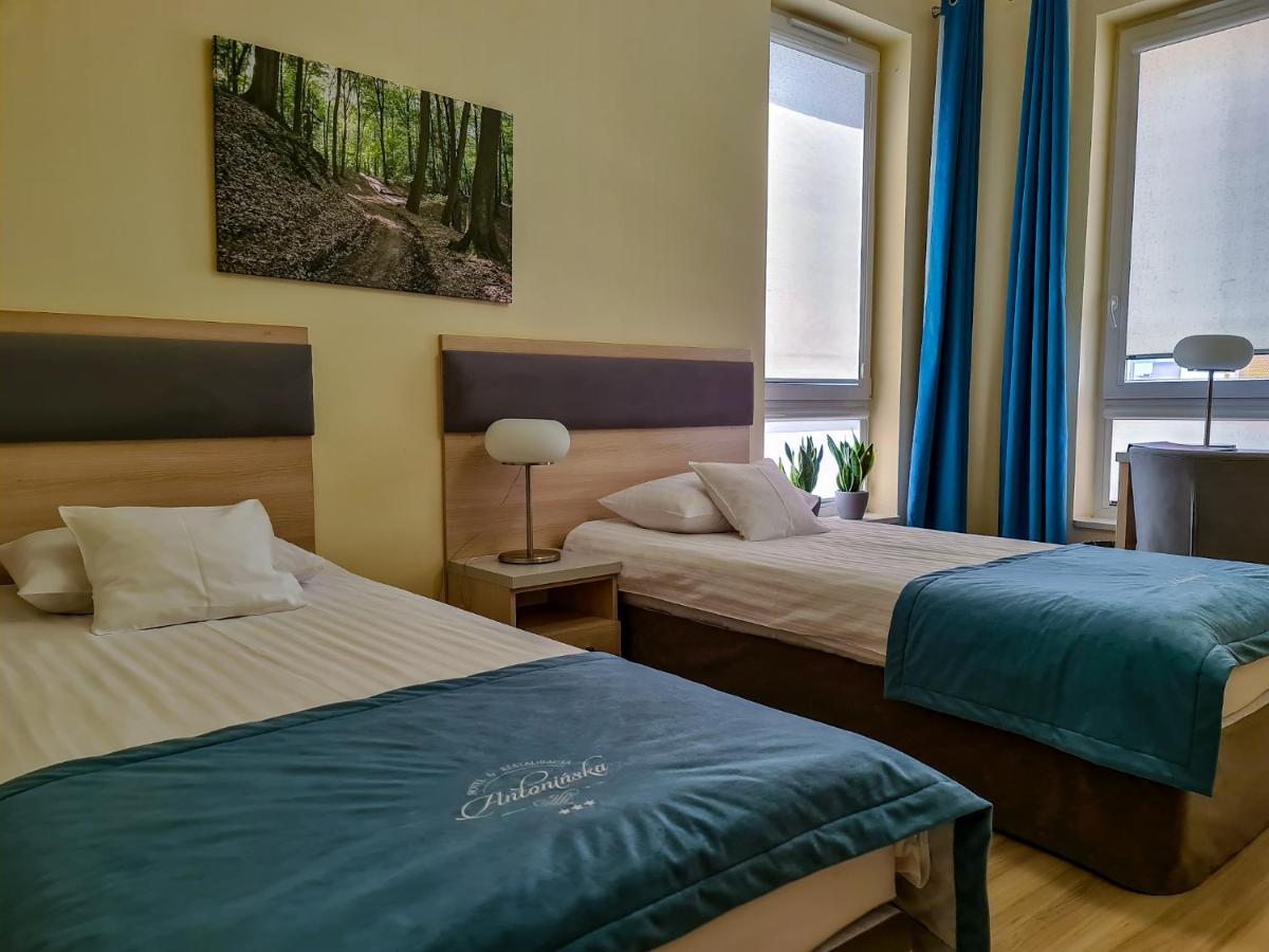 Antoninska Hotel & Apartamenty Leszno (Greater Poland) Exterior foto
