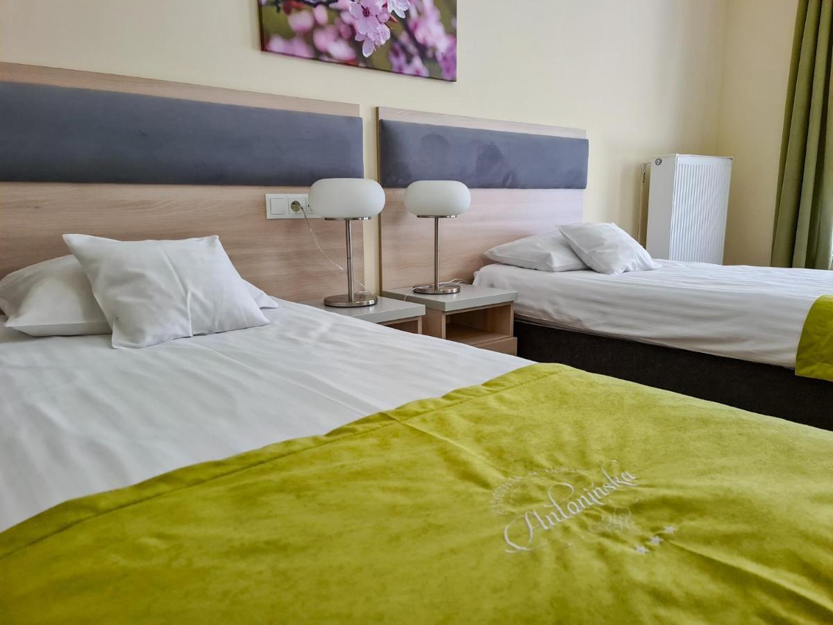 Antoninska Hotel & Apartamenty Leszno (Greater Poland) Exterior foto
