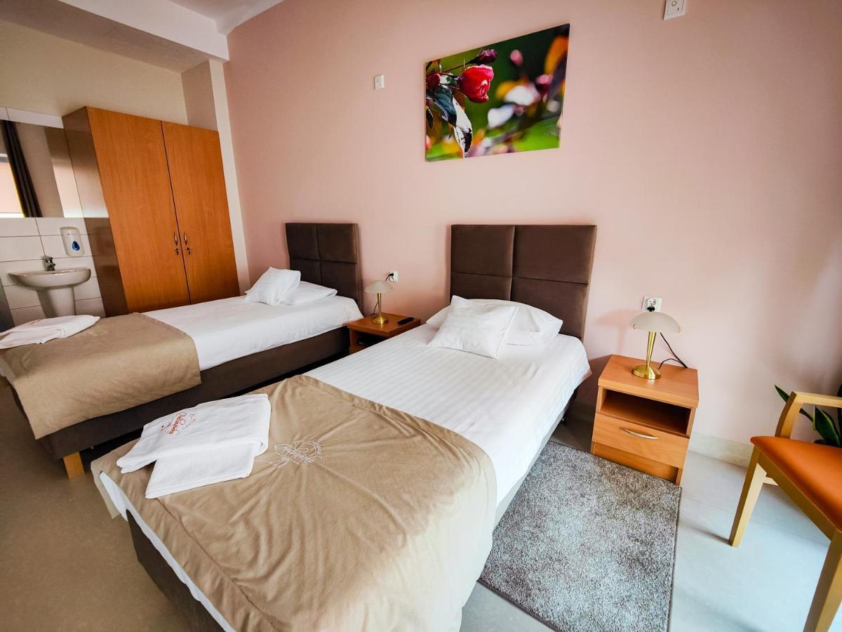 Antoninska Hotel & Apartamenty Leszno (Greater Poland) Exterior foto
